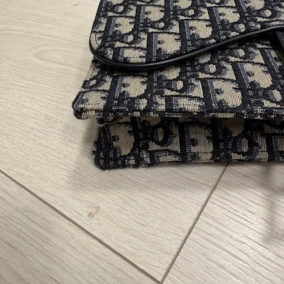 Christian Dior Bag - Picture 4 of 13